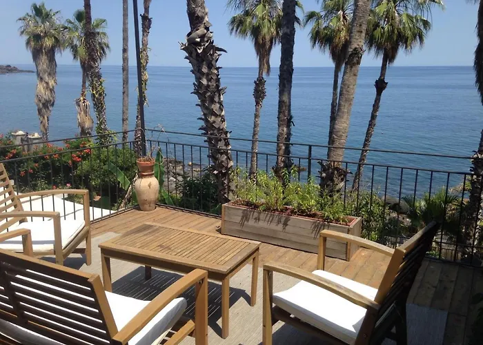 Cavallaro Tatil Evi Aci Trezza