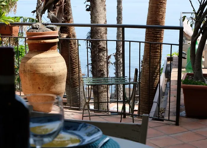 Cavallaro Tatil Evi *